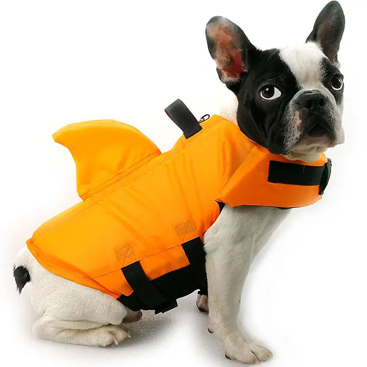 Dog Life Vest Shark- Keep Your Pet Safe and Stylish in the Water!